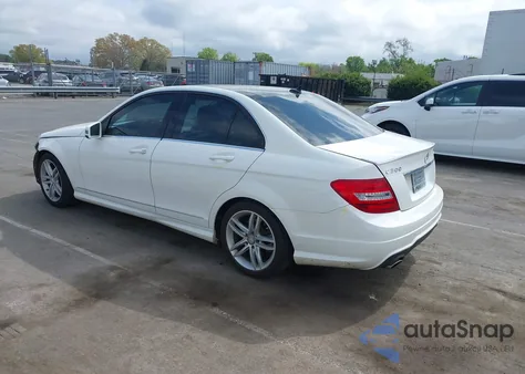 2014 Mercedes-Benz C 300 Luxury 4Matic/Sport 4Matic из США, поврежденный, VIN WDDGF8AB0EA941628